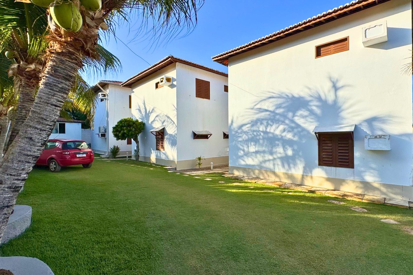 Fachada da Casa Maré, no Condomínio Barcaruta